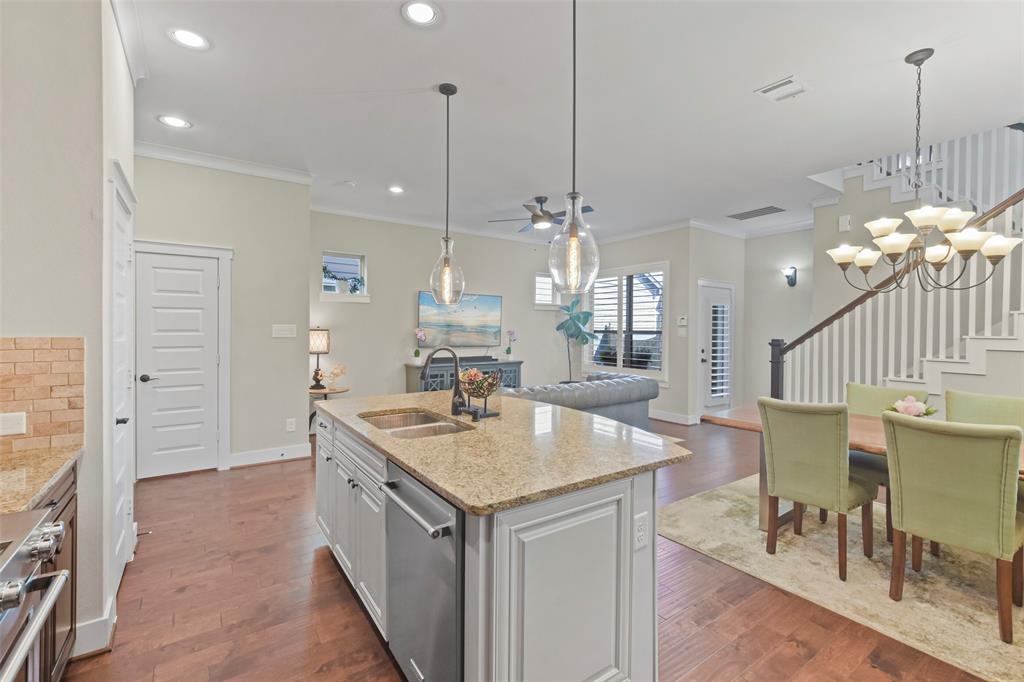18135 Moonlit River Drive, Cypress, Texas image 9