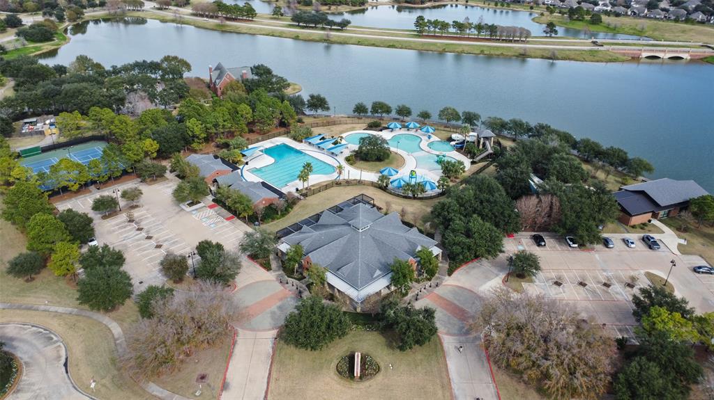 18135 Moonlit River Drive, Cypress, Texas image 31
