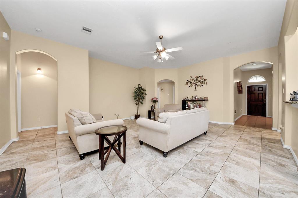 3018 Wellington Pass Drive, Spring, Texas image 18