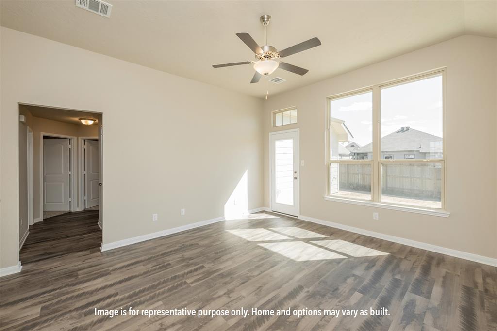 1428 Lake Ridge Drive, Brenham, Texas image 5