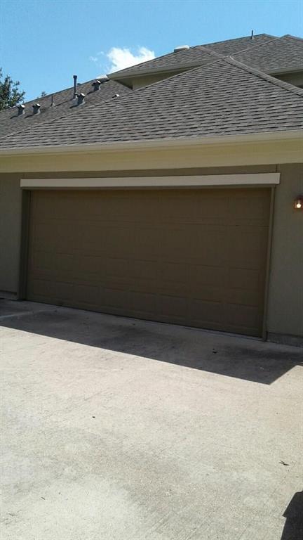 4306 Stonebridge Drive, Missouri City, Texas image 11