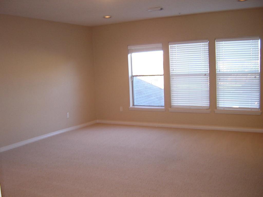 4306 Stonebridge Drive, Missouri City, Texas image 10