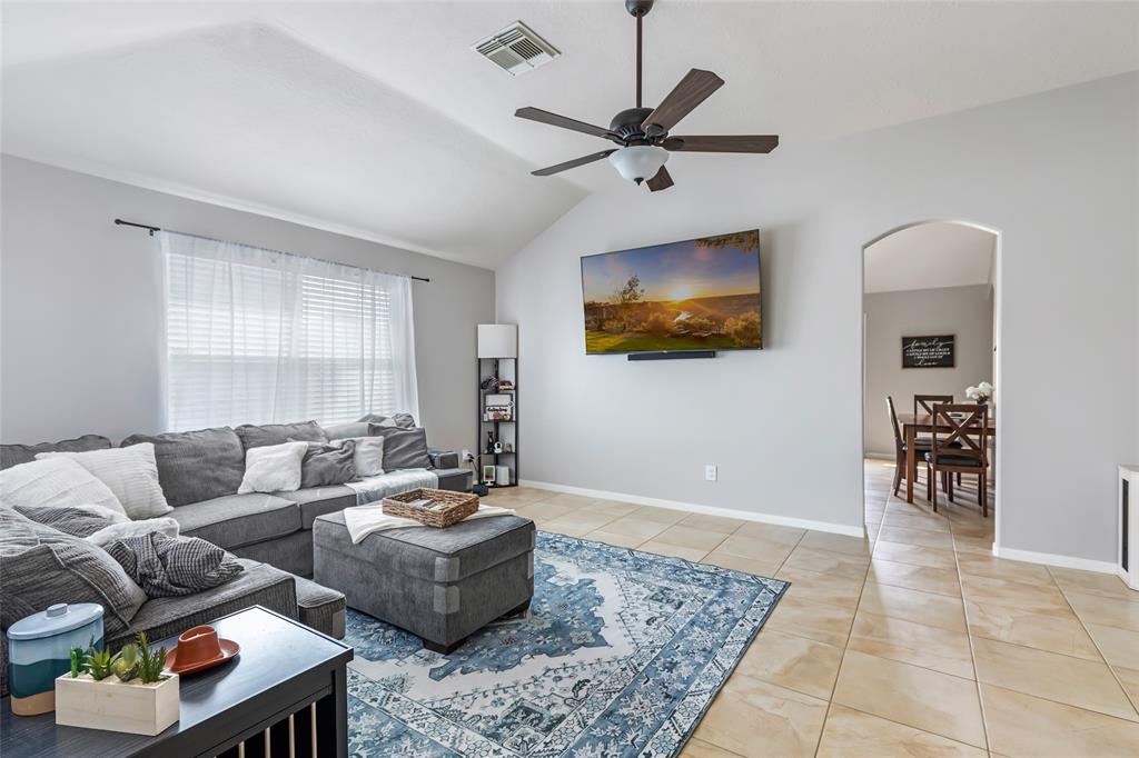2518 Merganser Court, Humble, Texas image 10