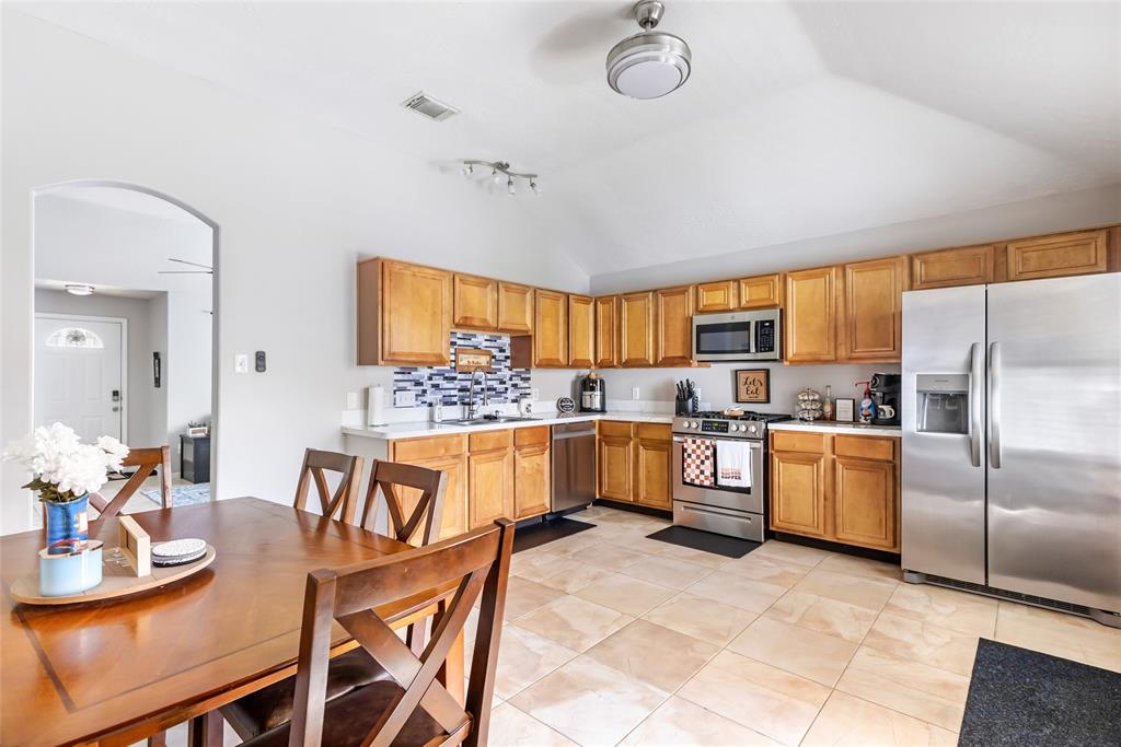2518 Merganser Court, Humble, Texas image 18