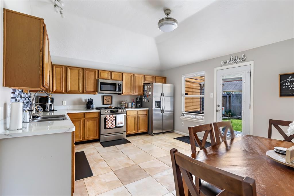 2518 Merganser Court, Humble, Texas image 15