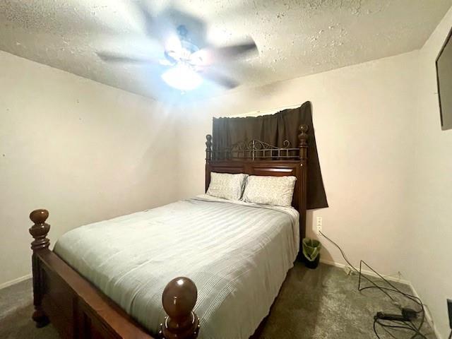 104 Trail Ride Road, Angleton, Texas image 6