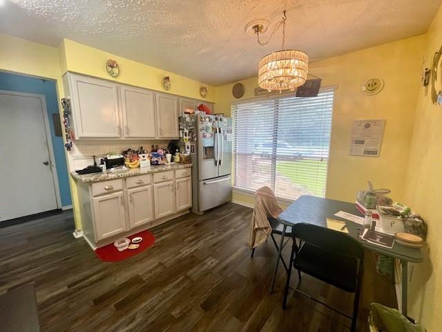 104 Trail Ride Road, Angleton, Texas image 4