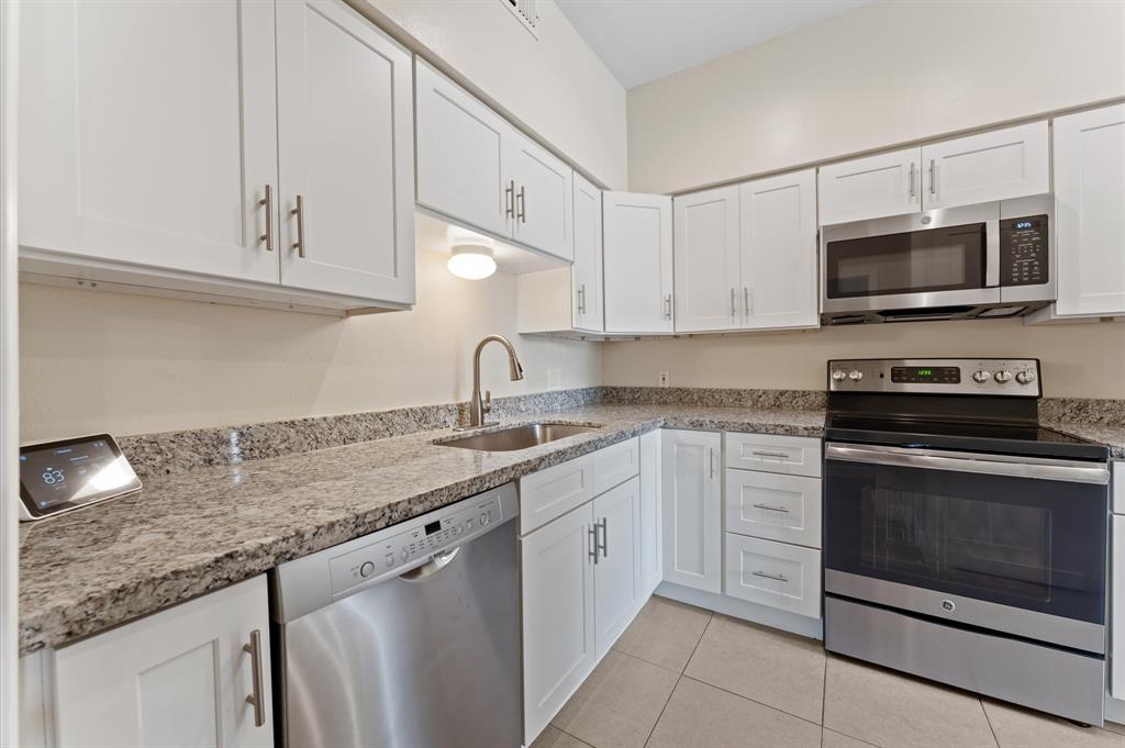 7545 Brompton Street #7545, Houston, Texas image 17