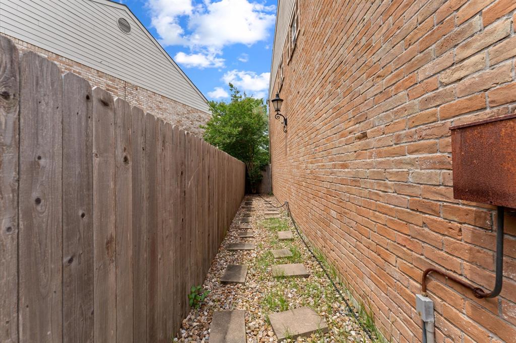 7545 Brompton Street #7545, Houston, Texas image 34