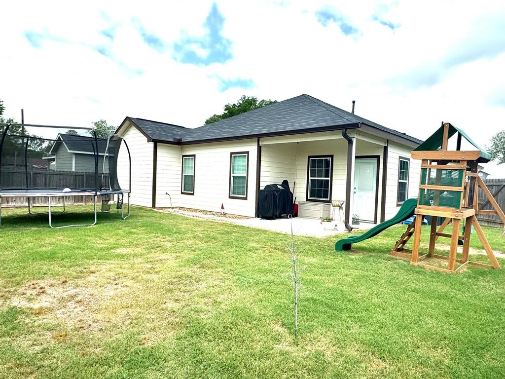 1027 Wallace Street, Columbus, Texas image 21