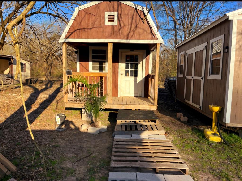 44 Caney Creek Drive, Huntsville, Texas image 1