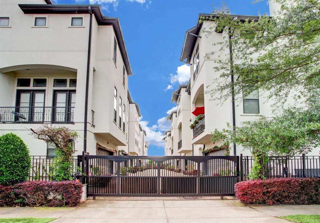 Houston, Texas 77007, United States, 3 Bedrooms Bedrooms, ,4 BathroomsBathrooms,Residential,Active,166737