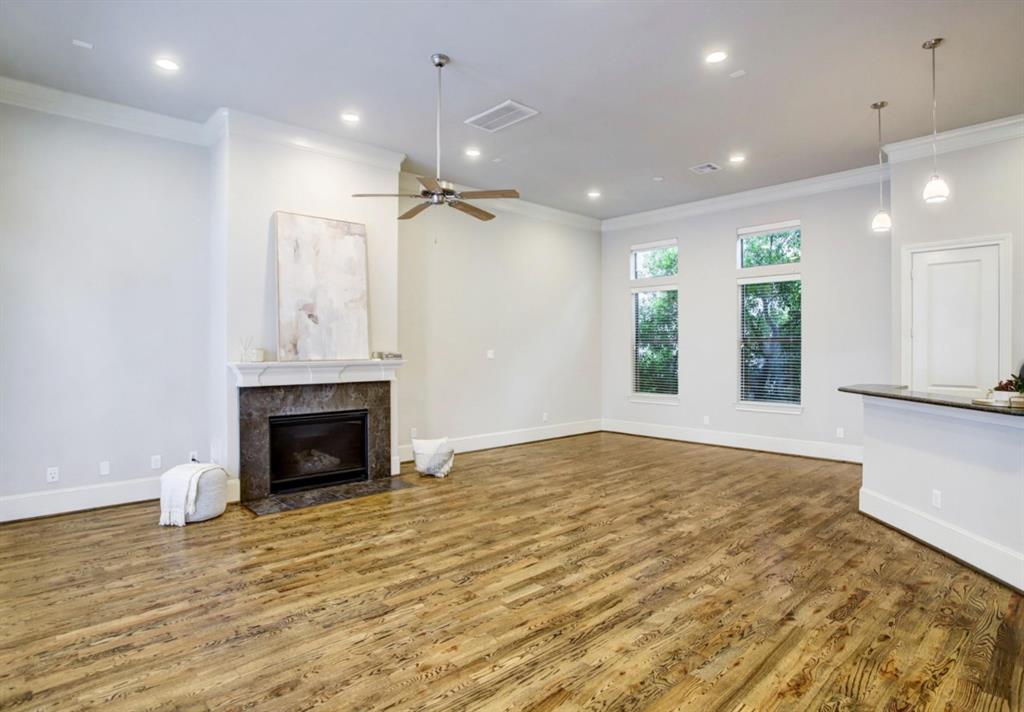 Houston, Texas 77007, United States, 3 Bedrooms Bedrooms, ,4 BathroomsBathrooms,Residential,Active,166737