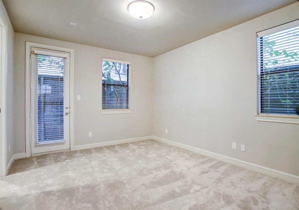 Houston, Texas 77007, United States, 3 Bedrooms Bedrooms, ,4 BathroomsBathrooms,Residential,Active,166737