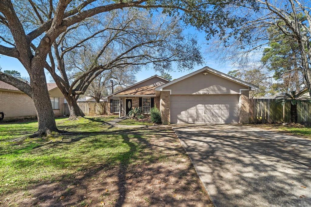 22303 Acorn Chase Drive