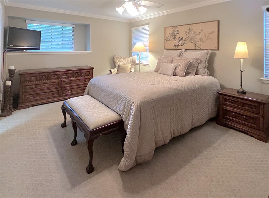 25811 Maplewood Drive, Spring, Texas image 19