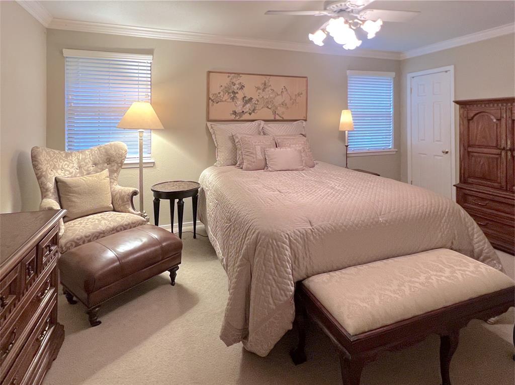 25811 Maplewood Drive, Spring, Texas image 20