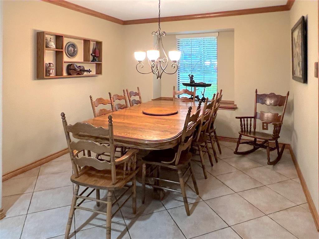 25811 Maplewood Drive, Spring, Texas image 15