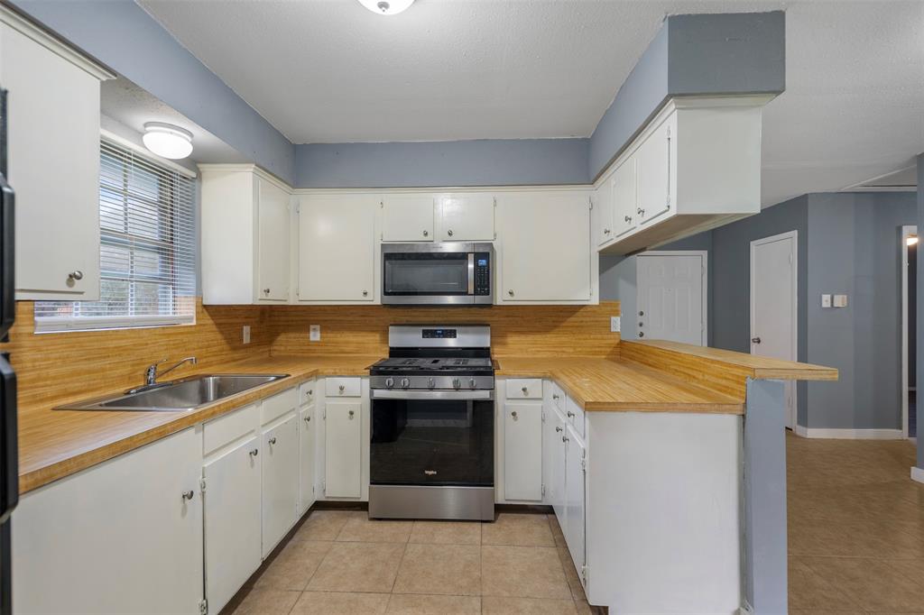 1204 Crescent Boulevard, Cleveland, Texas image 18