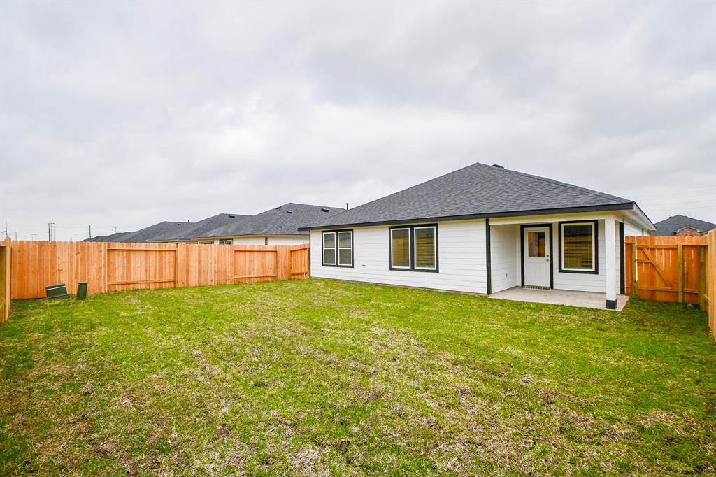 1106 Cattle Chute Court, Rosharon, Texas image 30
