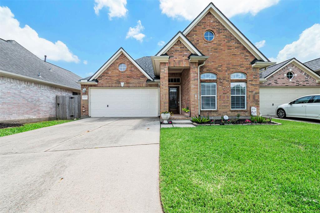 12107 Lakewood Villa Drive, Tomball, Texas image 1