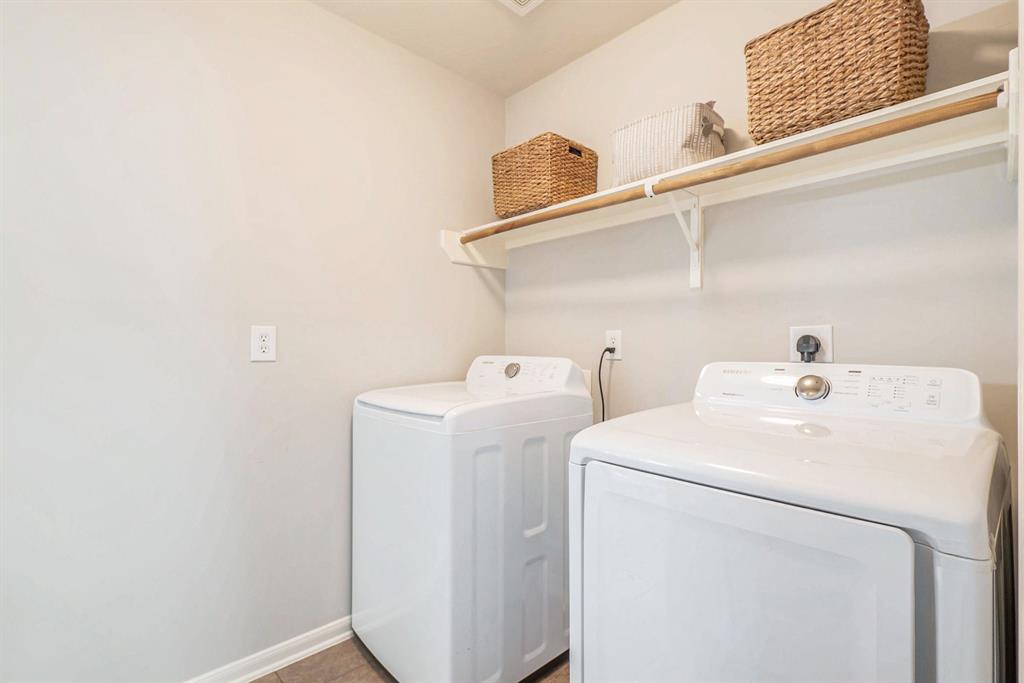 12107 Lakewood Villa Drive, Tomball, Texas image 16