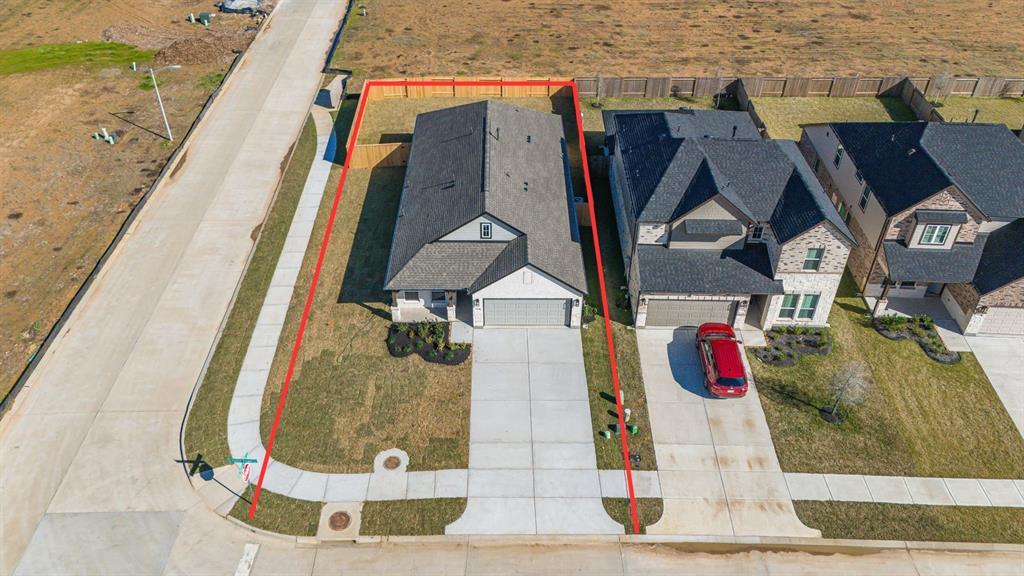 1903 Scarlet Yaupon Way, Conroe, Texas image 2