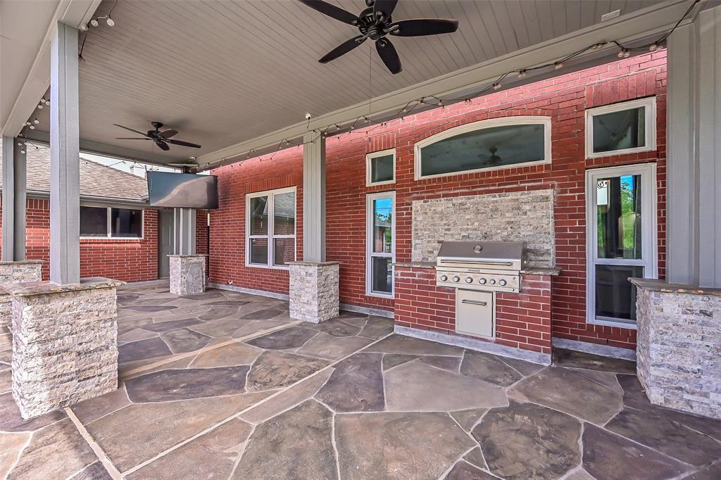 1708 Country Club Drive, Friendswood, Texas image 34