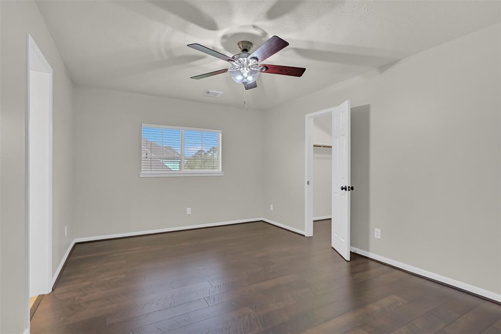 1708 Country Club Drive, Friendswood, Texas image 31