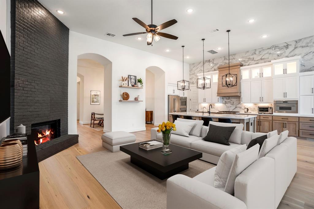 2603 Merlin Way