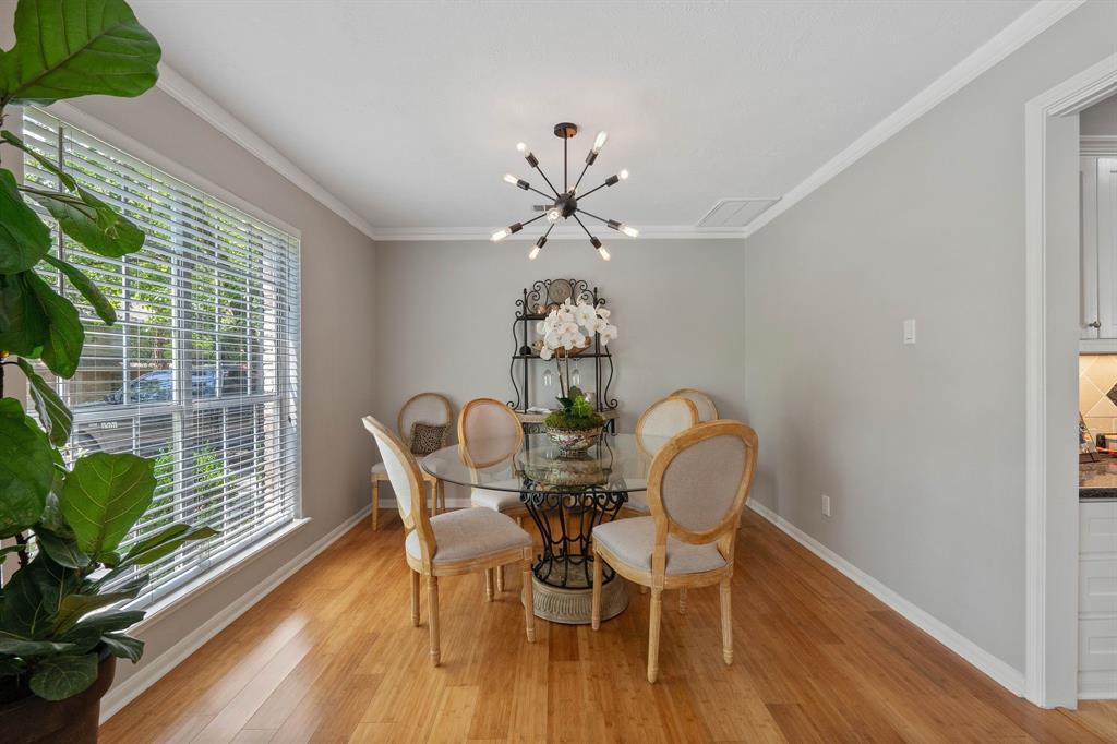 2828 S Logrun Circle, The Woodlands, Texas image 17