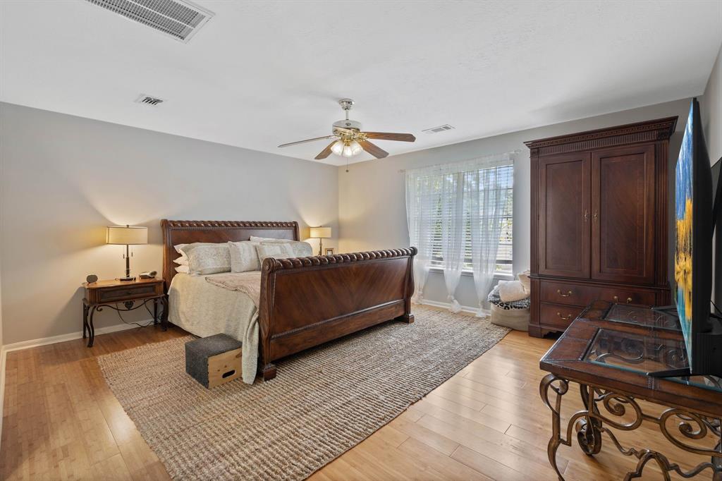 2828 S Logrun Circle, The Woodlands, Texas image 21