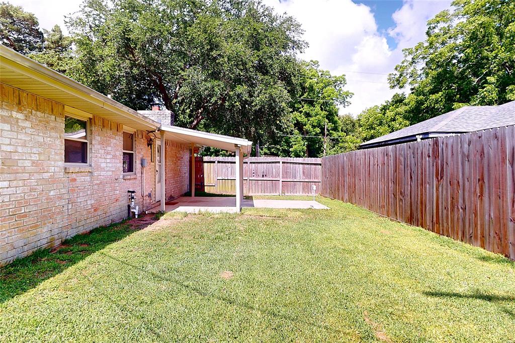 3907 Texas Avenue, Dickinson, Texas image 24
