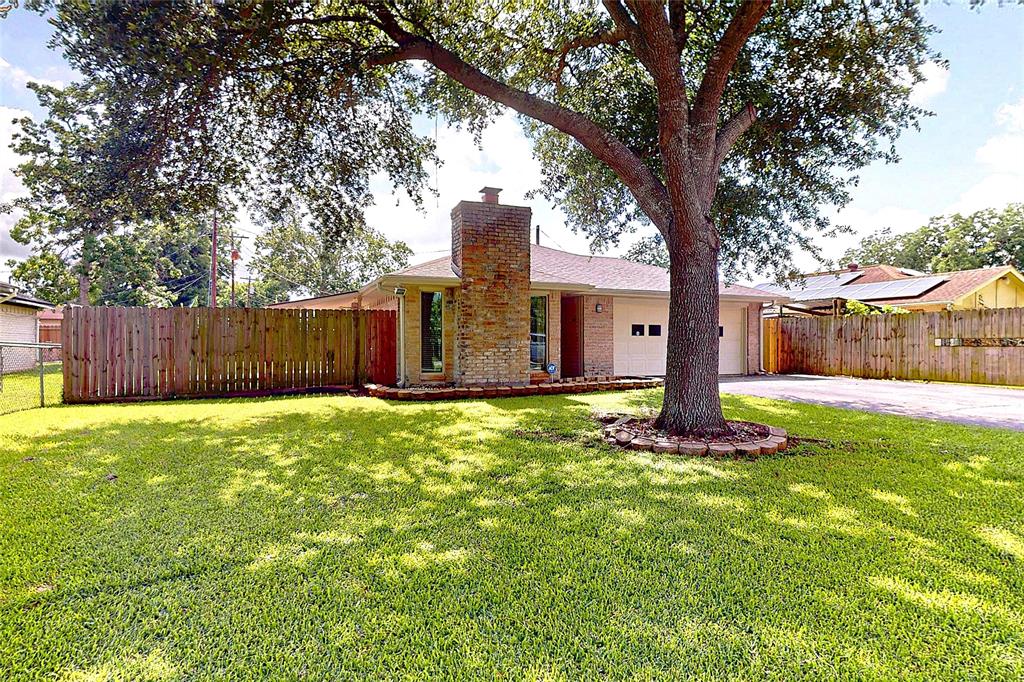 3907 Texas Avenue, Dickinson, Texas image 25