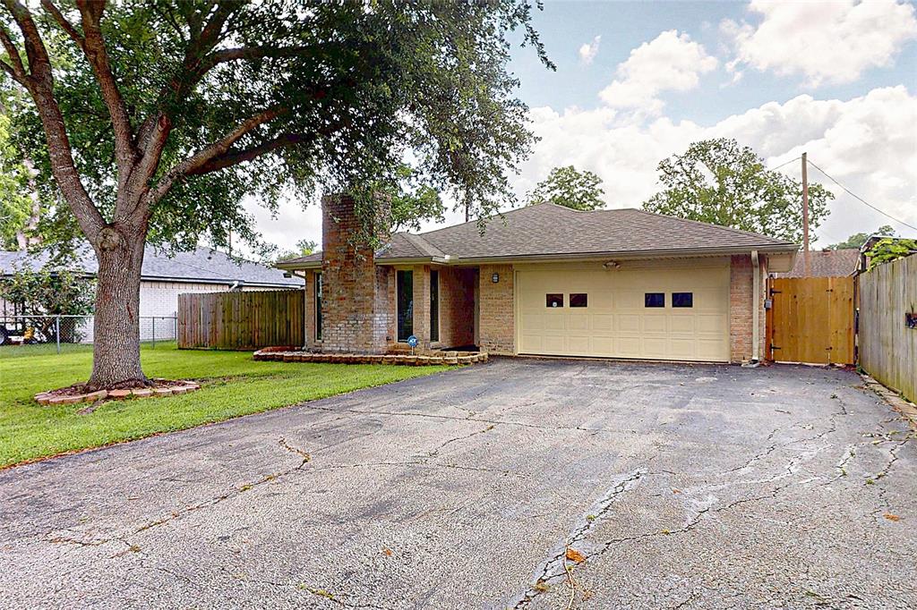 3907 Texas Avenue, Dickinson, Texas image 26