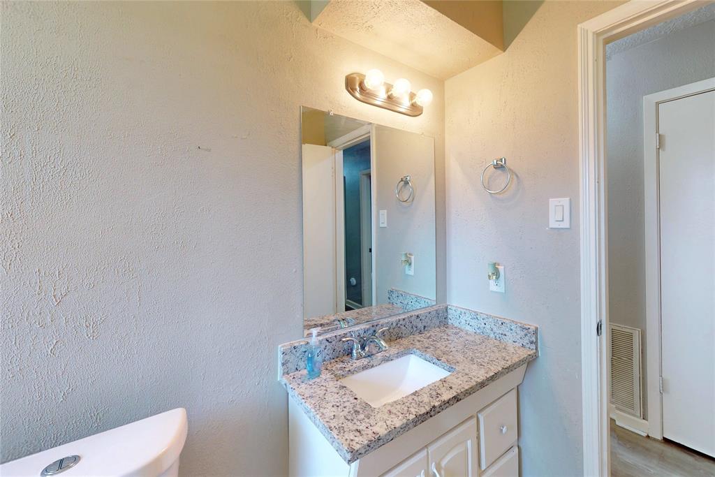 3907 Texas Avenue, Dickinson, Texas image 20