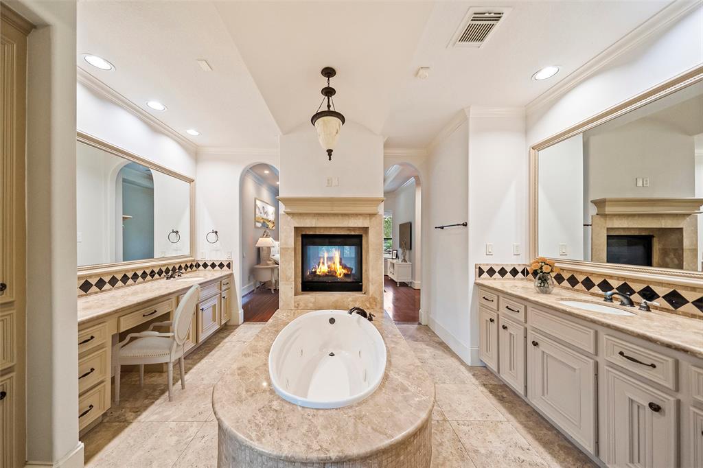 14302 Heidi Oaks Lane, Humble, Texas image 9