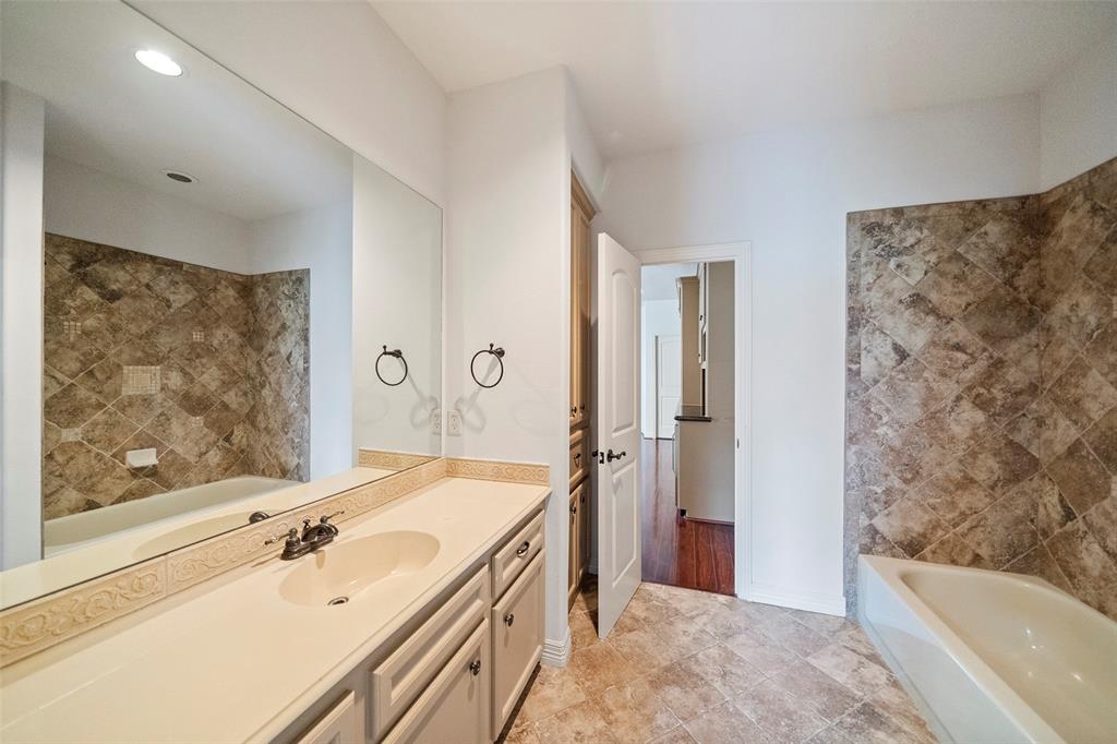 14302 Heidi Oaks Lane, Humble, Texas image 39