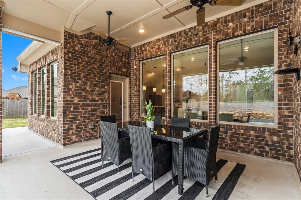 17221 Crimson Crest Drive, Conroe, Texas image 35