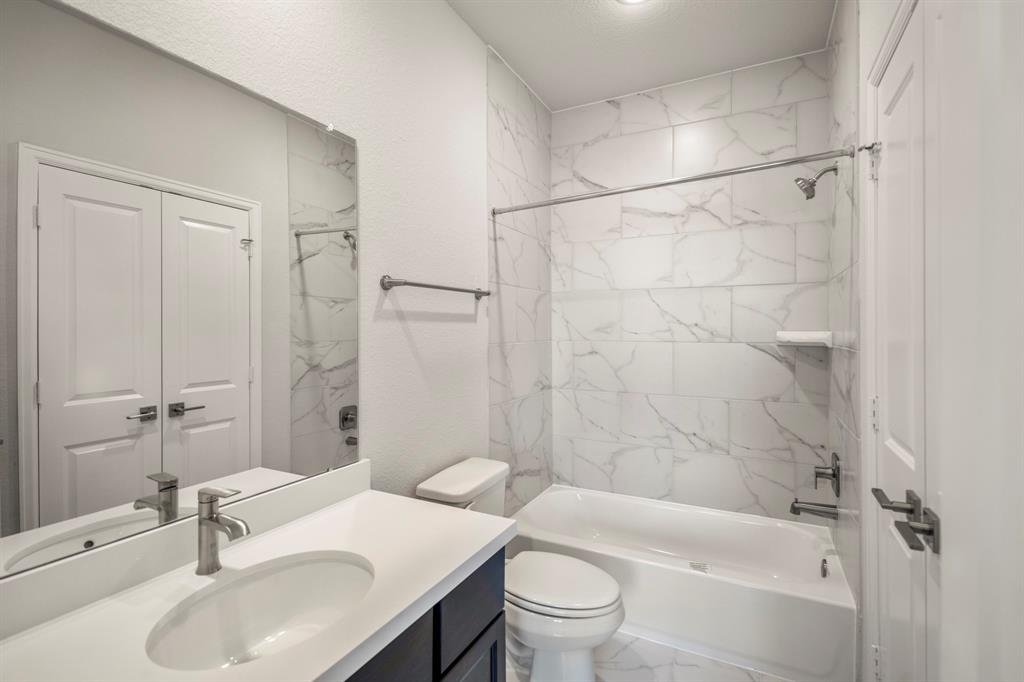 9722 Leafgate Court, Missouri City, Texas image 39