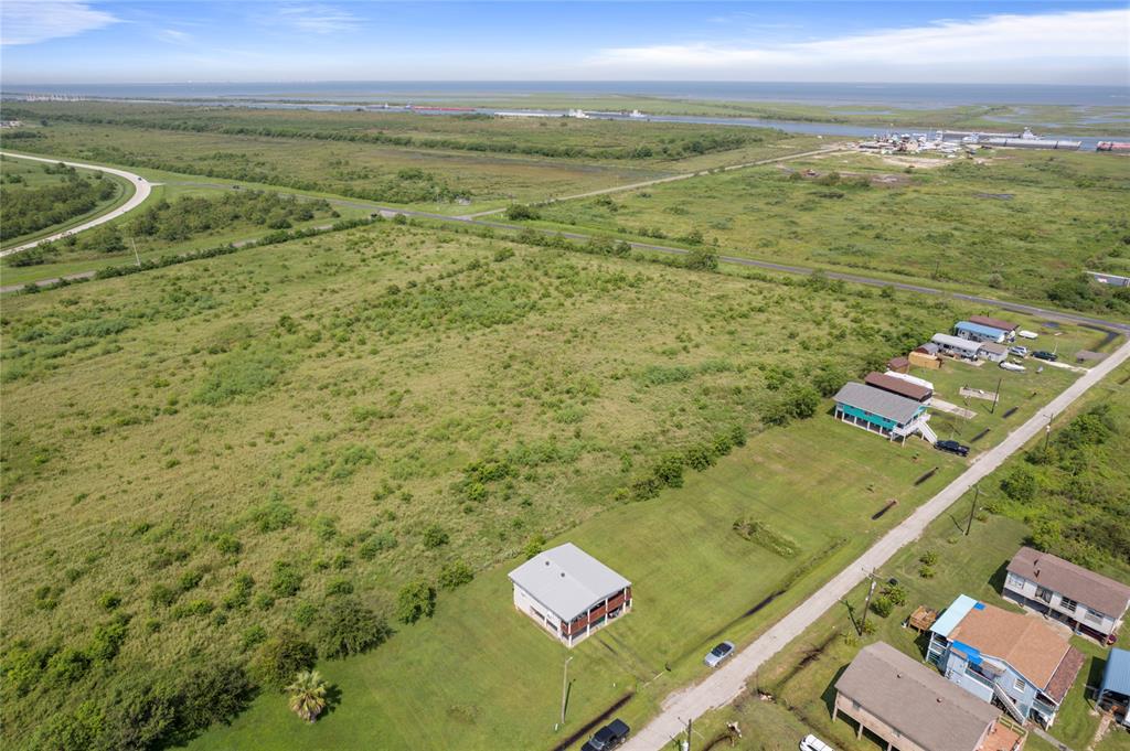 1223 Martinique Lane, Port Bolivar, Texas image 35