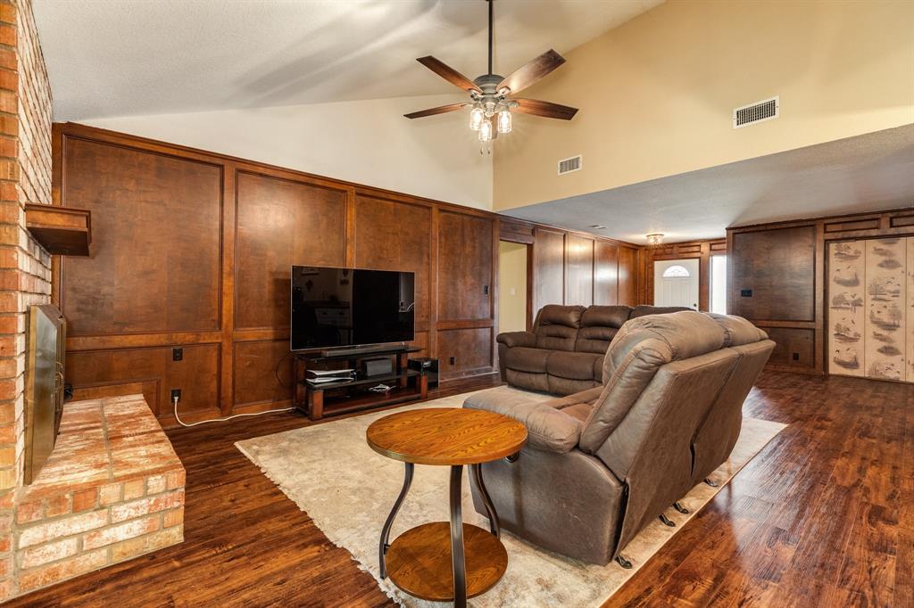 119 Old Angleton Road, Lake Jackson, Texas image 14