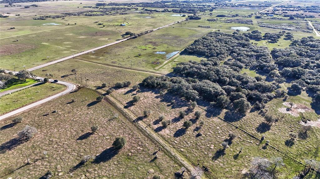 2995 Fordtran Road, Yoakum, Texas image 9