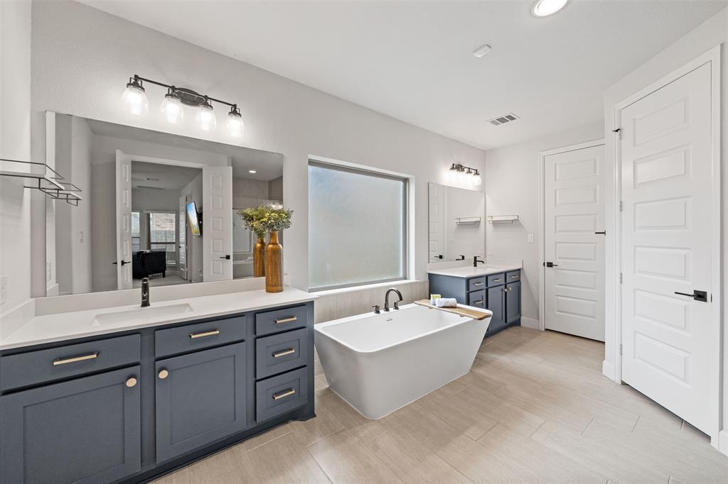 10118 Bayou Oaks Drive, Conroe, Texas image 14