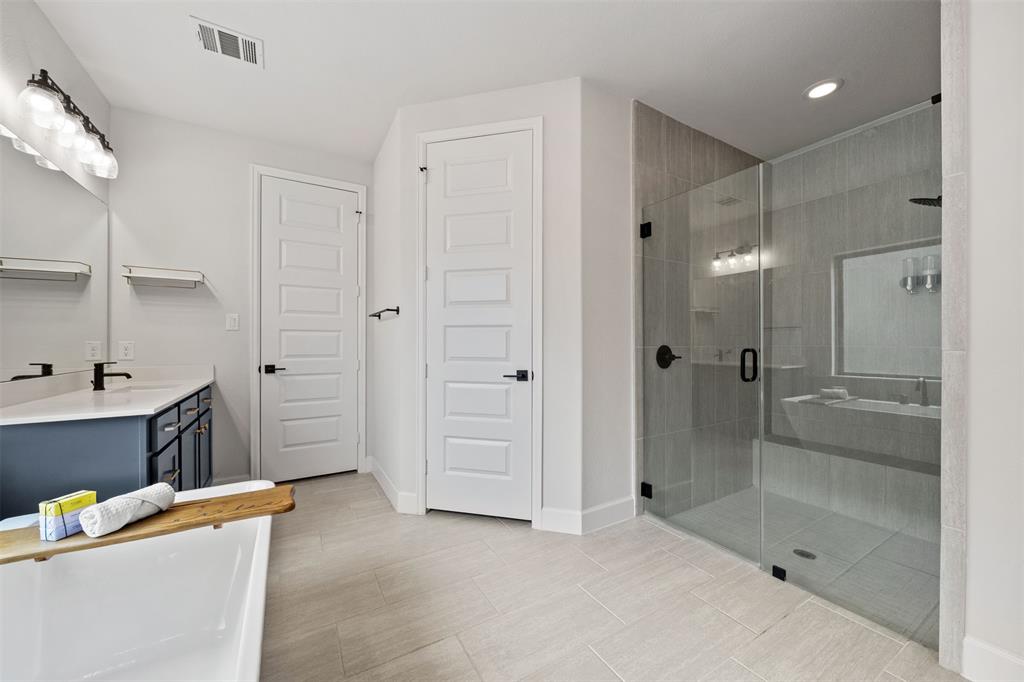 10118 Bayou Oaks Drive, Conroe, Texas image 15