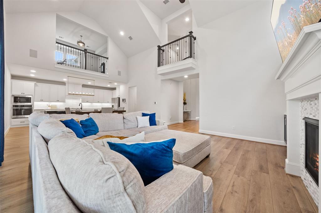 10118 Bayou Oaks Drive, Conroe, Texas image 5
