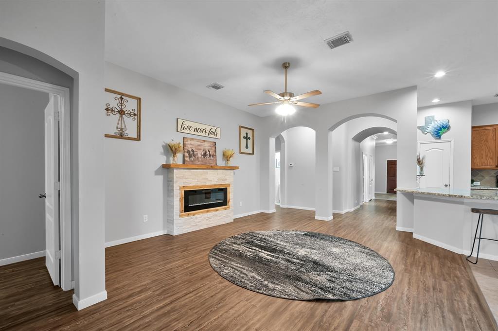 18835 Cluster Oaks Drive, Magnolia, Texas image 18