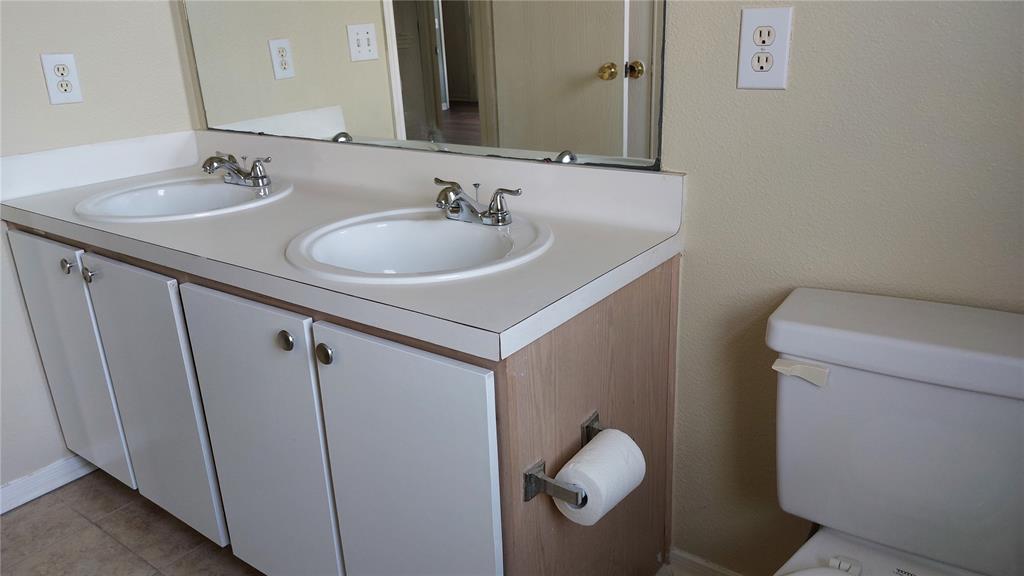13411 Sarento Village Vlg, Sugar Land, Texas image 17