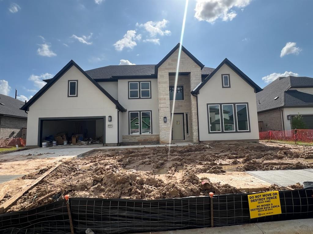 8927 Hampshire Oaks Drive