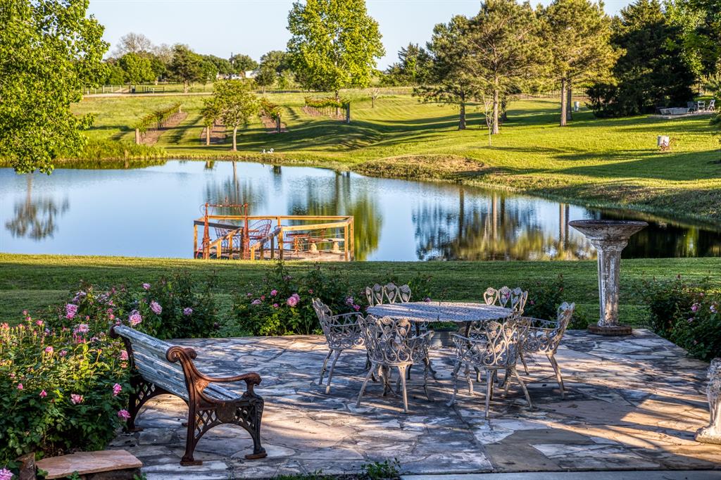 5025 Wickel Road, Burton, Texas image 1
